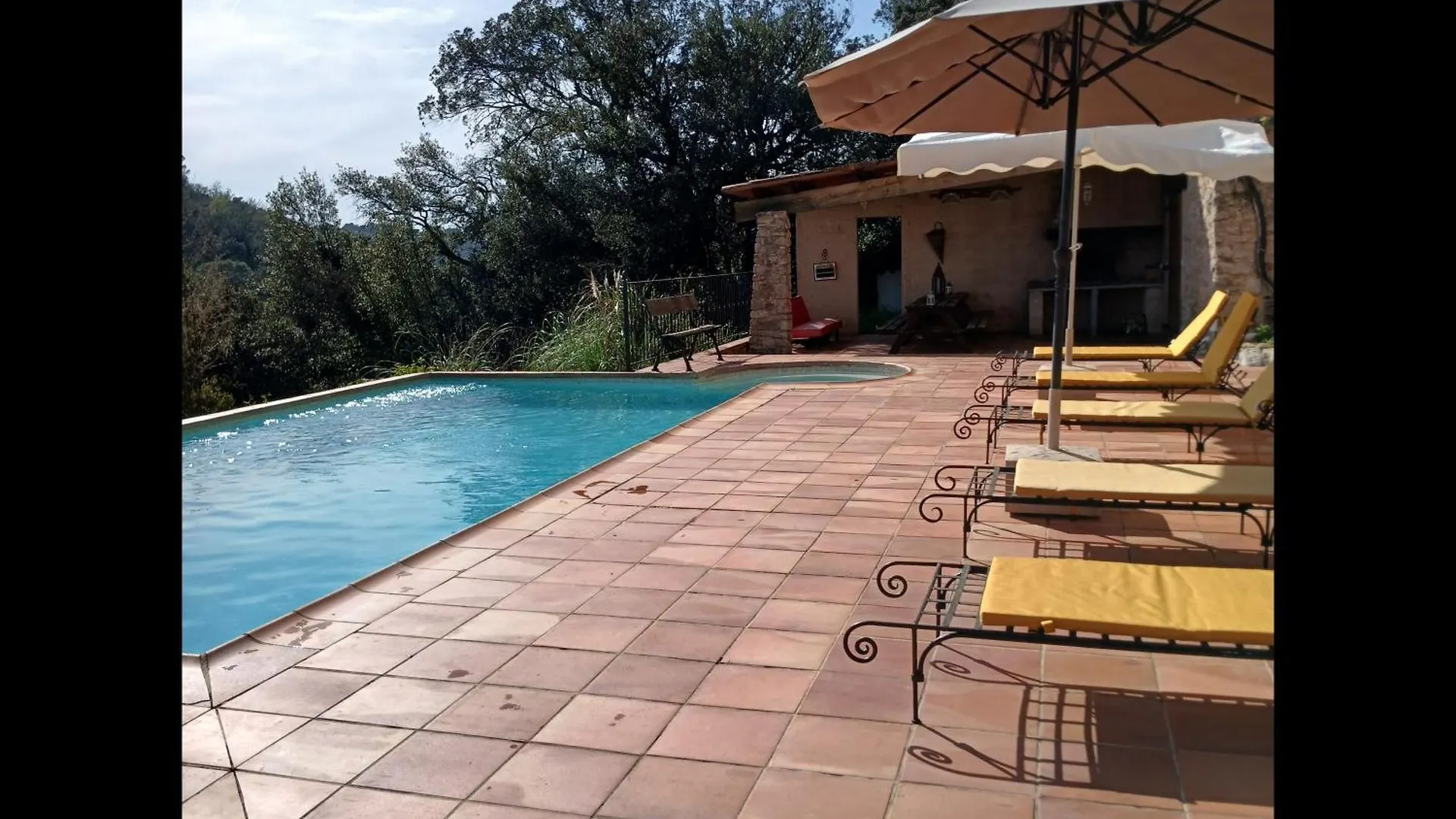 Le Pijouret - Appt Avec Piscine Privee Apartment Brignoles 0*,  France