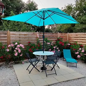 L'annexe Endroit Zen Et Chaleureux. Jacuzzi Exterieur Brignoles